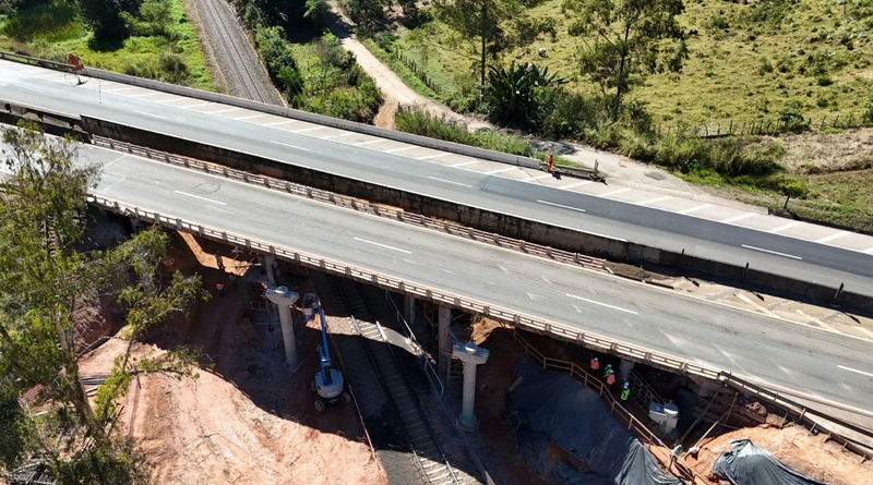 BR-040 entra em nova etapa de obras com lançamento de vigas de até 50 toneladas em Cristiano Otoni e Carandaí