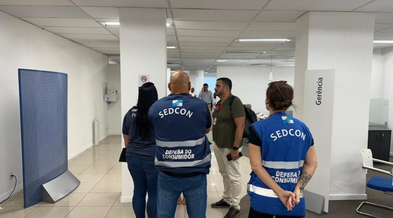 Fiscalização identifica irregularidades em instituições financeiras no Catete