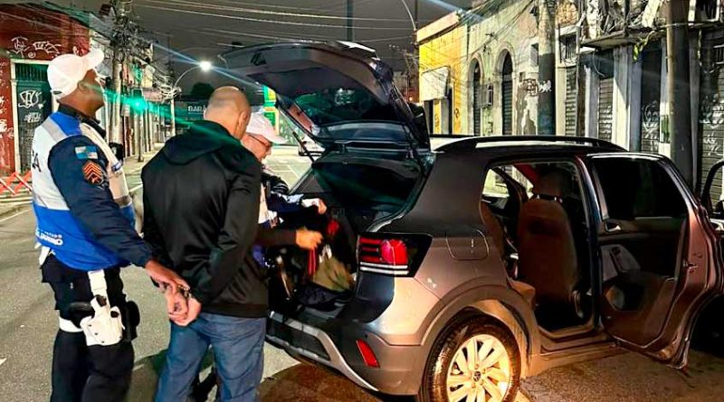 Operação Lei Seca prende homem por uso de documento falso no Méier