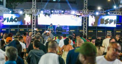  Arena Funk da Antiga agita as ruas de Meriti com sucessos que marcaram época