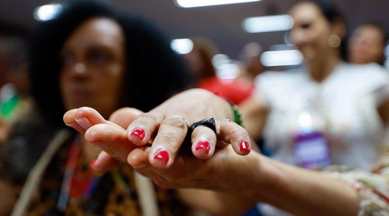Violência contra a mulher: sancionada divulgação obrigatória do Ligue 180   Fonte: Agência Senado