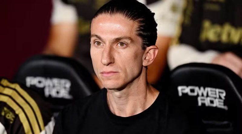 Monaco anuncia Filipe Luís, ex-Flamengo, como novo treinador