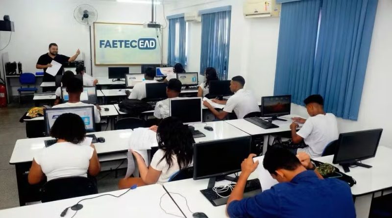 Faetec abre inscrições para 15 mil vagas em cursos gratuitos a distância