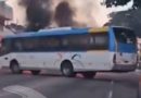 Criminosos usam ônibus como barricadas em operação na Cidade de Deus