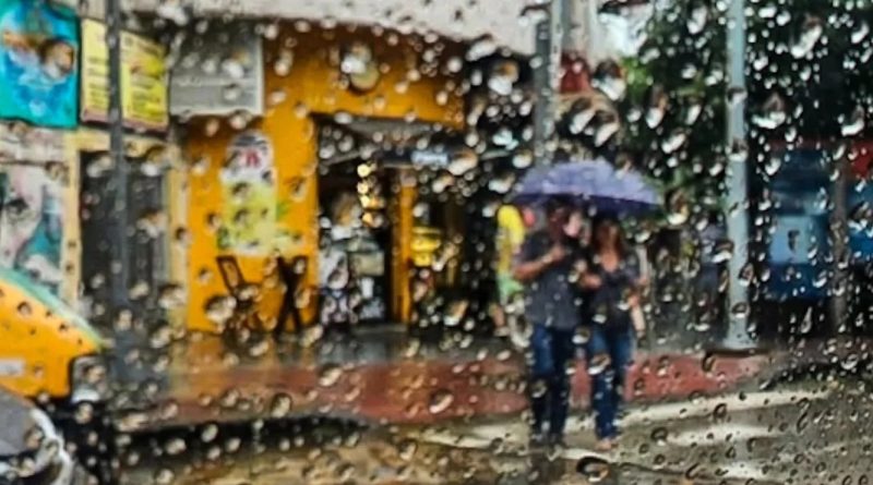 Frente fria deixa sábado chuvoso e derruba temperaturas no Rio