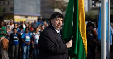 Volta Redonda comemora 72 anos com festa e bolo gigante