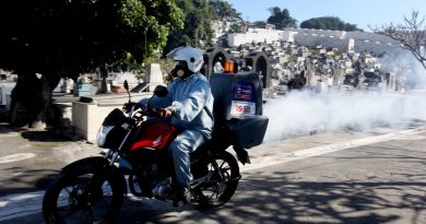 Nova Iguaçu reforça combate à dengue com motofog em áreas de difícil acesso