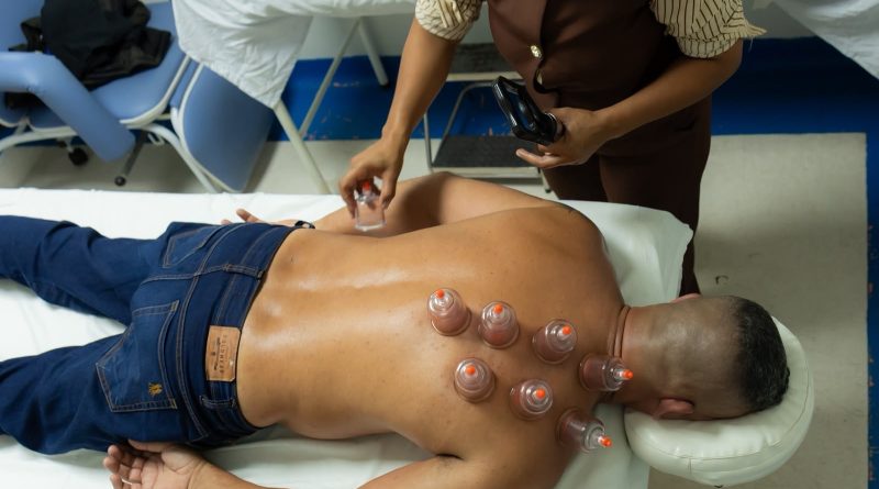 UPA Bom Pastor reforça atenção com a Saúde do Trabalhador com massoterapia em parceira com programa CPMA do Fórum Belford Roxo