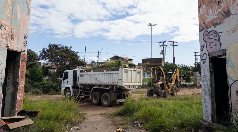 Mutirão intensifica limpeza e cercamento do Parque da Cidade