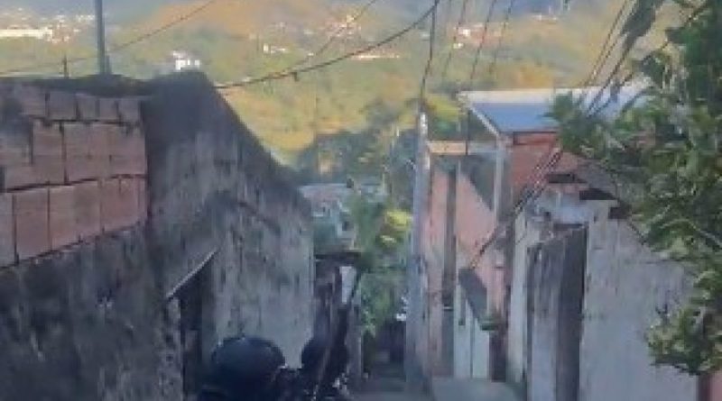 PM realiza operação em comunidade na Praça Seca