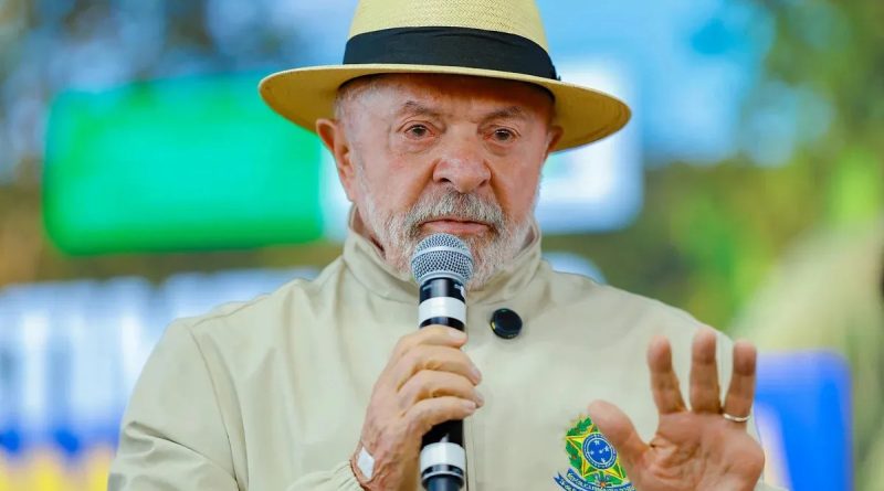 Lula tem empate técnico com Flávio, Zema e Caiado no 2º turno, diz pesquisa PoderData