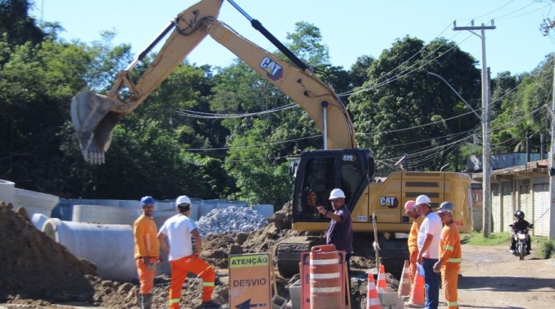 São Gonçalo: Obras de drenagem avançam na Estrada de Itaitindiba