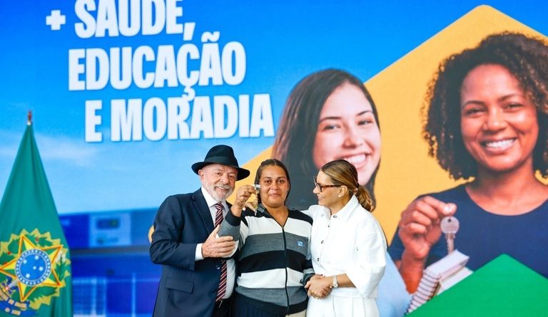 “A casa é uma coisa sagrada”, diz Lula, na entrega de mais 1,6 mil unidades do Minha Casa, Minha Vida