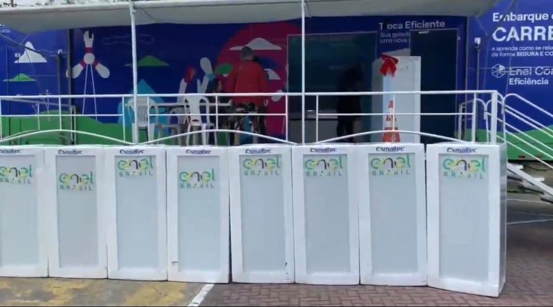 Caravana Enel promove a troca de 50 geladeiras e remove 293 furtos e fraudes em Itaboraí