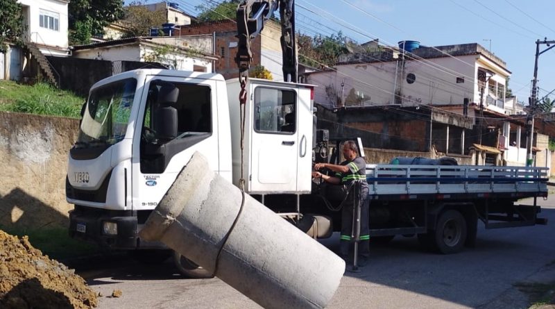 Prefeitura de Japeri intensifica ações de limpeza, iluminação pública e tapa-buracos em diversos bairros