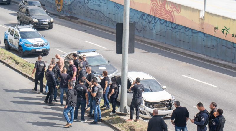 Policiais são baleados na Avenida Brasil, em Guadalupe