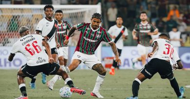 Com dois de Brenner, Vasco vence Fluminense e avança na Copa do Brasil