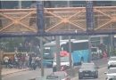 Ônibus atropela pedestre na Avenida Brasil