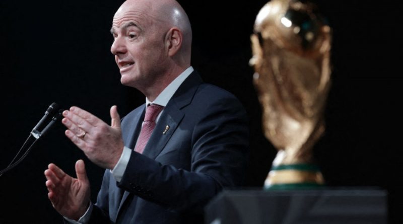 Confederações se unem e aumentam pressão sobre Infantino na Fifa