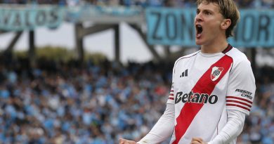 Vasco acerta com atacante do River Plate