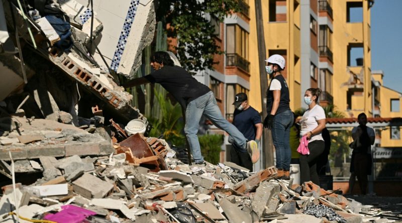 Número de mortos por terremoto na Colômbia sobe para 240