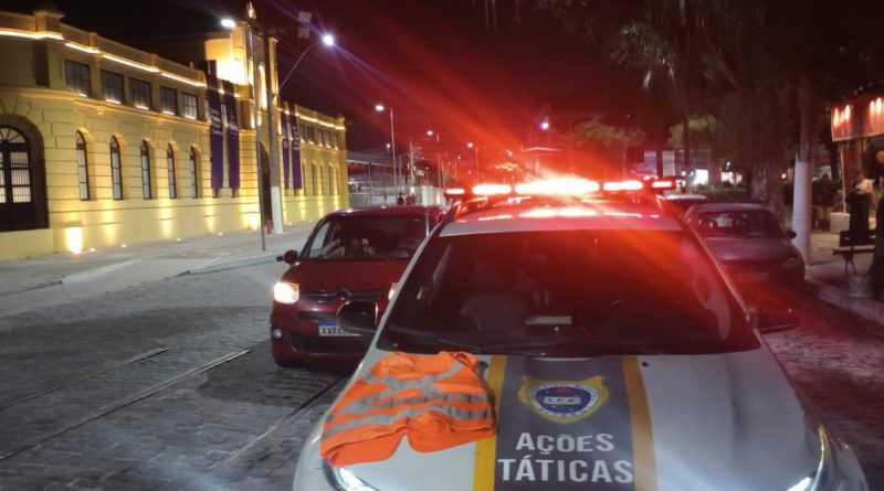 Prefeitura de Niterói realiza ação contra atuação irregular de guardadores de veículos
