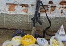 Fuzil e drogas são apreendidos em operação da PM em Mesquita