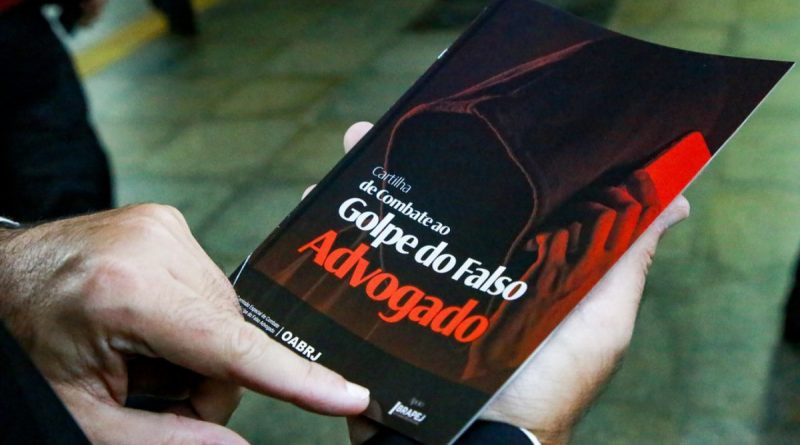OAB-RJ distribui cartilha contra o golpe do falso advogado