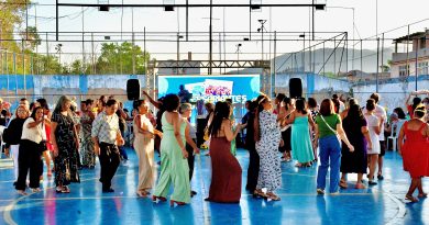 Animação e Glamour marcam 12ª edição do Baile da Melhor Idade em Belford Roxo