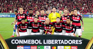 Flamengo toma susto, mas vence Cruzeiro e avança na Libertadores