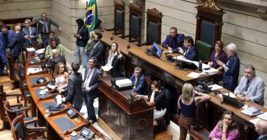 Em sessão ordinária, Câmara derruba vetos do Poder Executivo