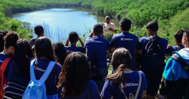 Itaboraí: Alunos da rede municipal participam de passeio educativo no Parque Paleontológico