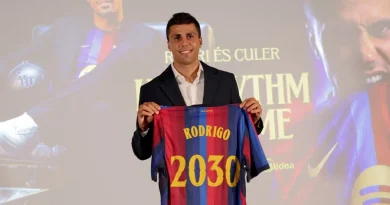 Barcelona anuncia a contratação de Rodri