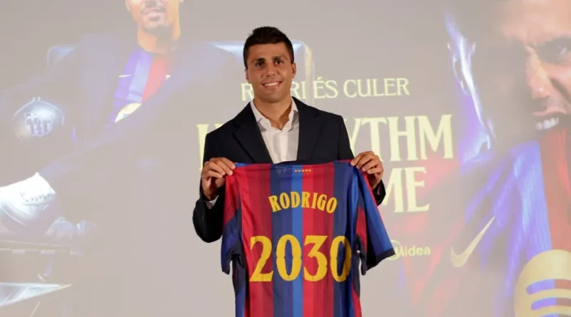 Barcelona anuncia a contratação de Rodri