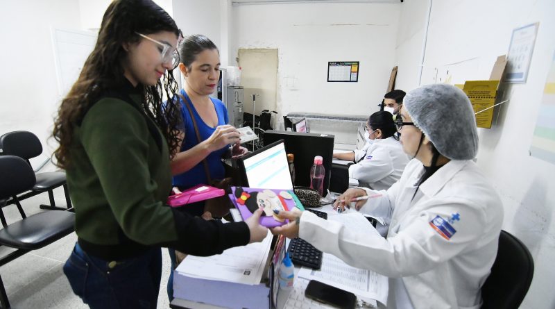 Dia D de Multivacinação mobiliza Nova Iguaçu para atualizar caderneta de crianças e adolescentes