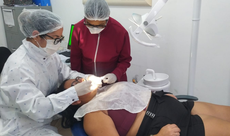 Campos: Projeto “Sorriso de Mãe” beneficia gestantes com pré-natal odontológico nas unidades de saúde