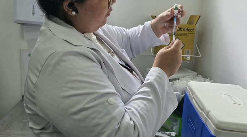 Japeri realiza Dia D para atualização da carteira de vacinação
