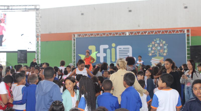 Queimados celebra a literatura, a arte e a cultura na FLIQ 2026