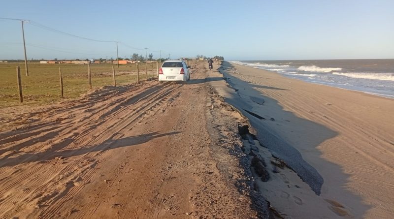 Campos: Visita técnica na estrada Farol-Barra do Furado decide por novo acesso no local
