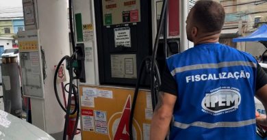 Dispositivos eletrônicos são encontrados em bombas de combustível e posto é interditado em Rocha Miranda
