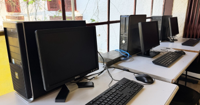 Prefeitura recebe computadores da Unifase para casas da Acolhida de Petrópolis
