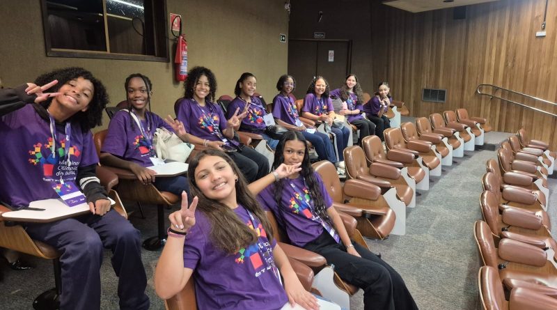 Prefeitura de Petrópolis leva projeto Meninas Olímpicas ao Liceu Carlos Chagas