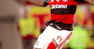 Vitão ganha espaço no Flamengo, e números reforçam bom momento