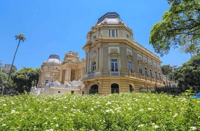 Estado do Rio pede falência do Grupo Manguinhos por falta de viabilidade econômica e descumprimento de acordo fiscal