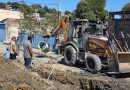 Prefeitura de Japeri troca manilhas no centro de Engenheiro Pedreira