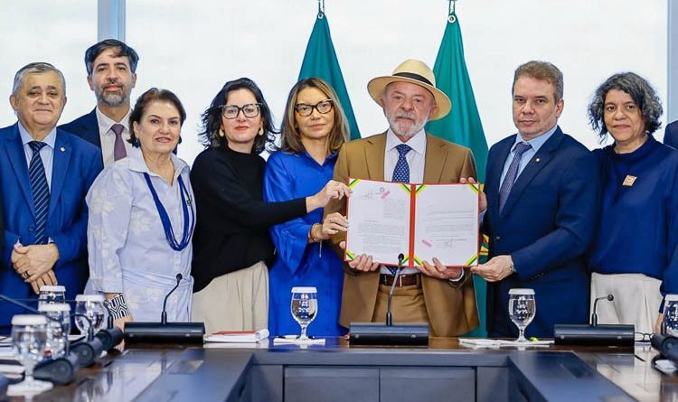 Presidente sanciona projeto com medidas de repressão à violência sexual contra crianças e adolescentes na internet e com uso de IA&nbsp;