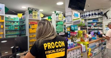 Procon aldeense fiscaliza atendimento preferencial em farmácias