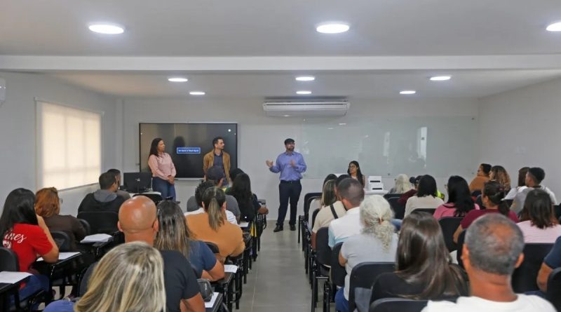 Prefeitura de Búzios entrega tablets para agentes de saúde e reforça modernização da Atenção Primária