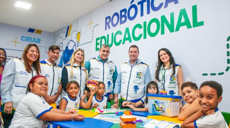 Prefeitura de Meriti inaugura primeira Sala de Robótica e Tecnologia da rede municipal