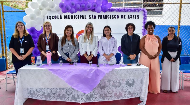 Belford Roxo: Escola Municipal São Francisco de Assis recebe mais uma edição do Programa Rio Lilás do TJ e palestra da Patrulha Maria da Penha